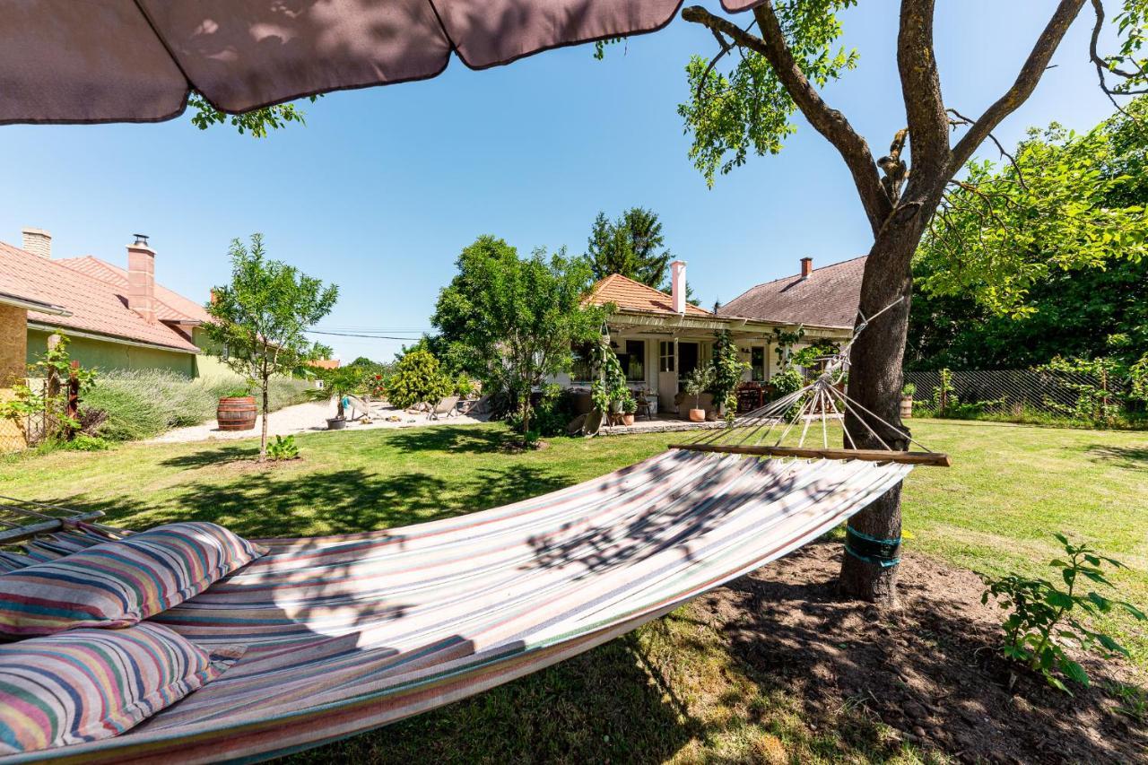 Berrybay Holidayhome Balatonkeresztúr Exteriör bild